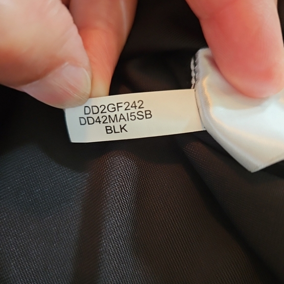 DKNY Women's Velvet Wrap Black Long Sleeved Dress Gathered Embellished Size 14 - Picture 8 of 9